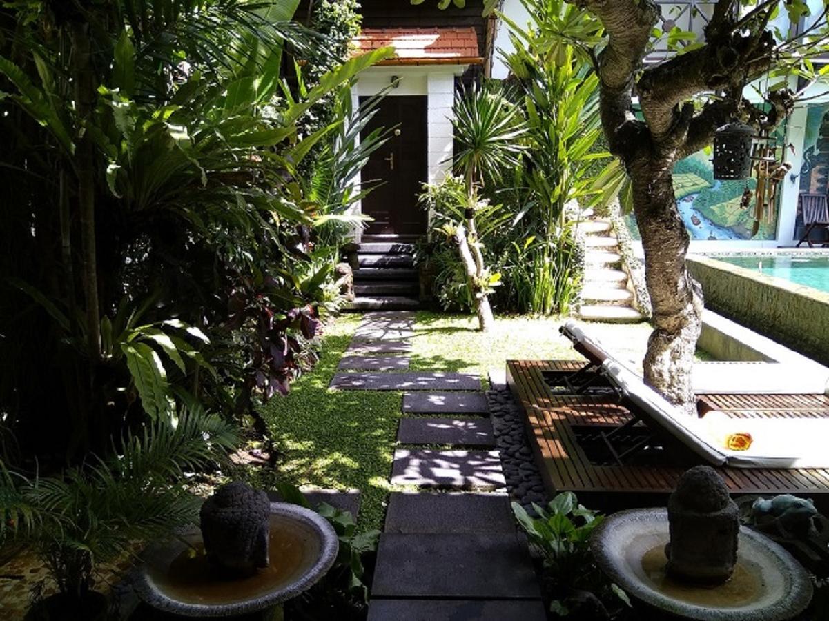 Umah Watu Villas Seminyak  Exterior photo