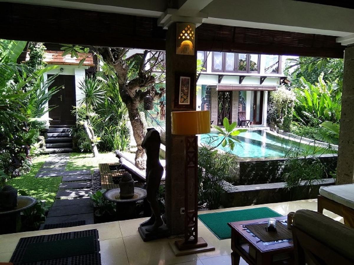 Umah Watu Villas Seminyak  Exterior photo